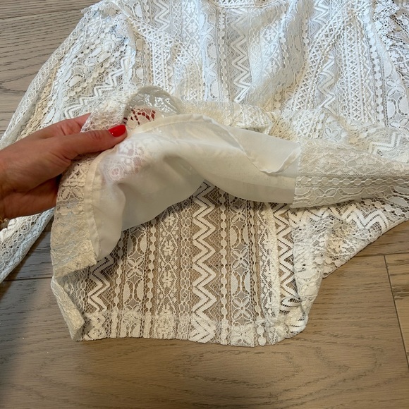 White lace Zara blouse - Picture 2 of 2